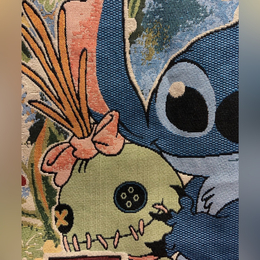 Lilo & Stitch character print Bag. Cute canvas type style big bag - Picture 3 of 8